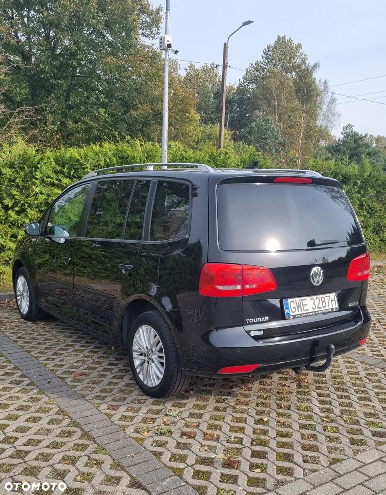 Volkswagen Touran 2.0 TDI DPF BlueMotion Technology Cup - 8