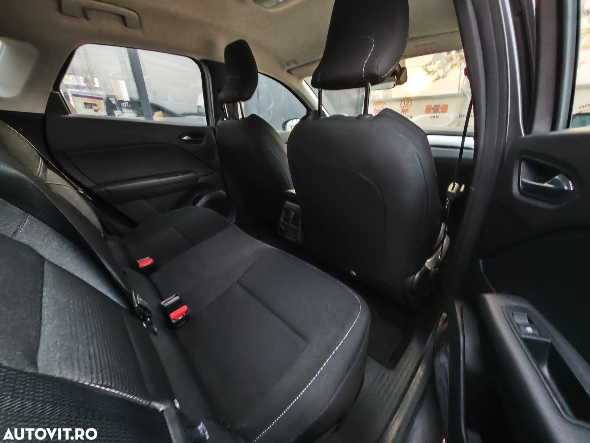 Renault Captur BLUE dCi 115 EDC BUSINESS EDITION - 12