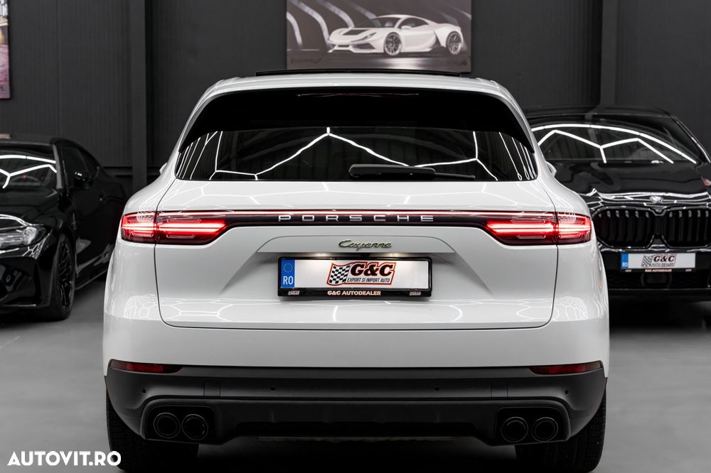 Porsche Cayenne E-Hybrid Tiptronic S - 24