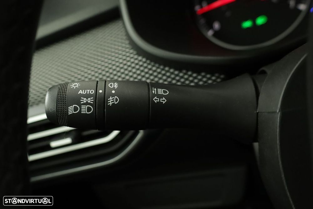 Dacia Sandero 1.0 TCe Expression CVT - 16