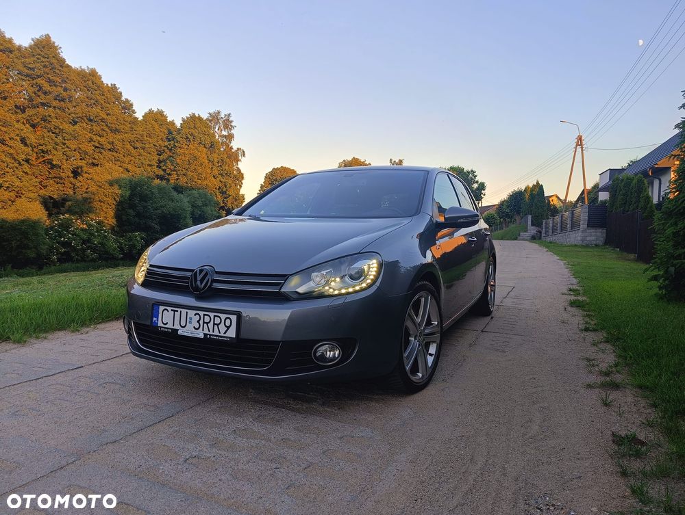 Volkswagen Golf - 2