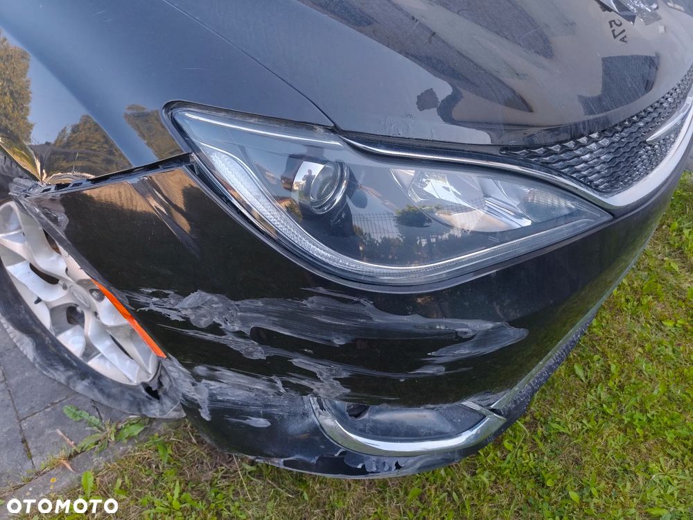 Chrysler Pacifica - 25