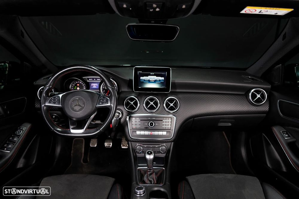 Mercedes-Benz A 180 AMG Line - 5