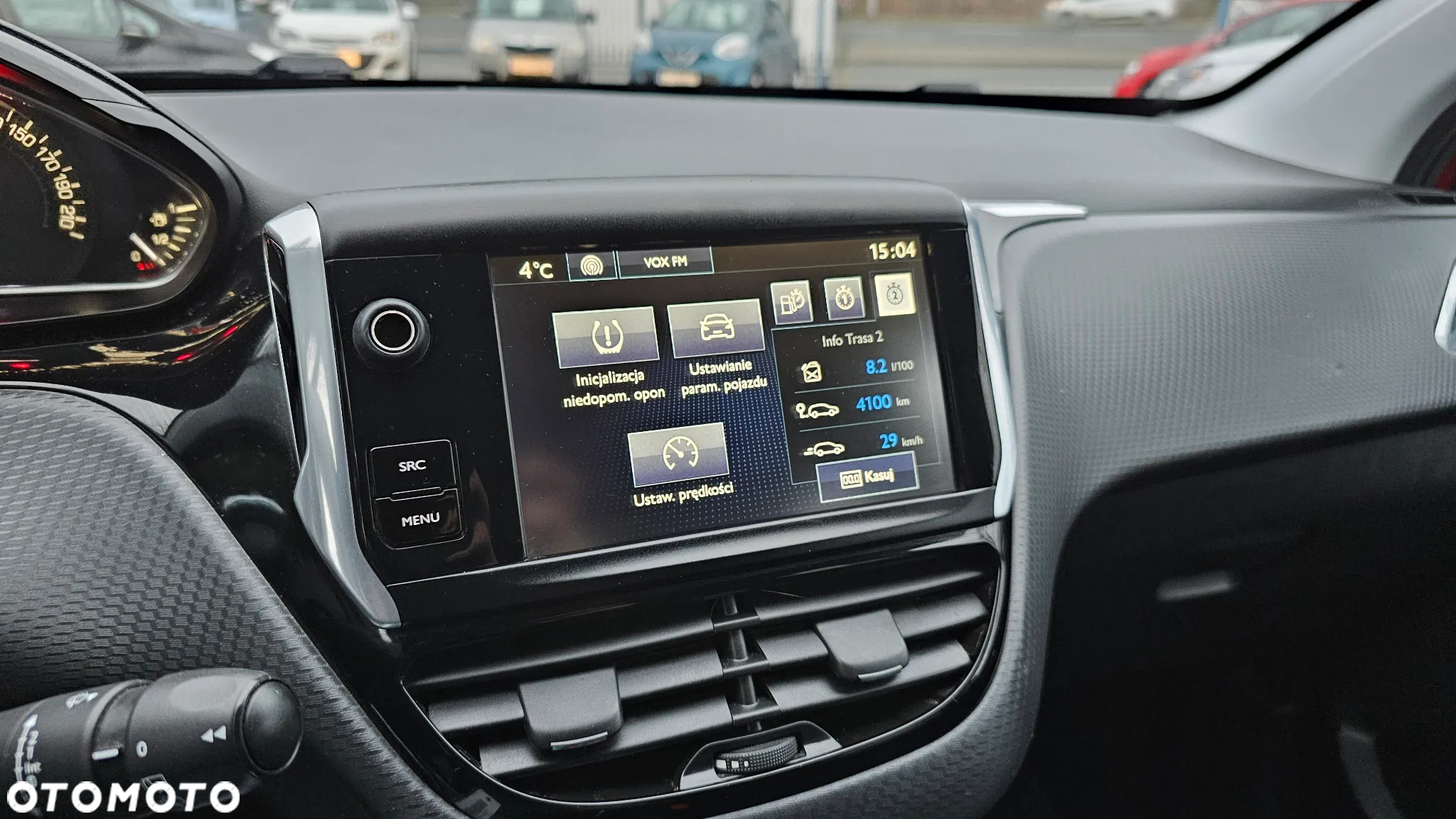 Peugeot 2008 1.2 Pure Tech Allure S&S - 13