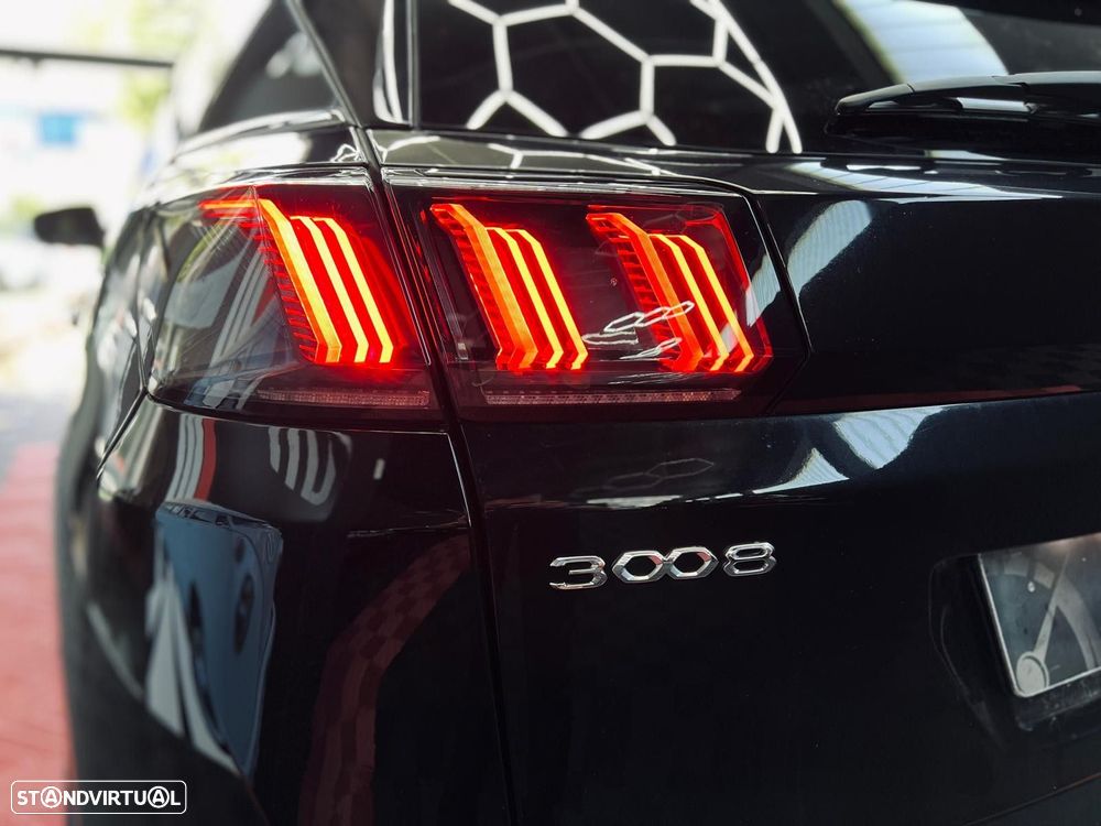 Peugeot 3008 1.6 Hybrid Allure e-EAT8 - 11