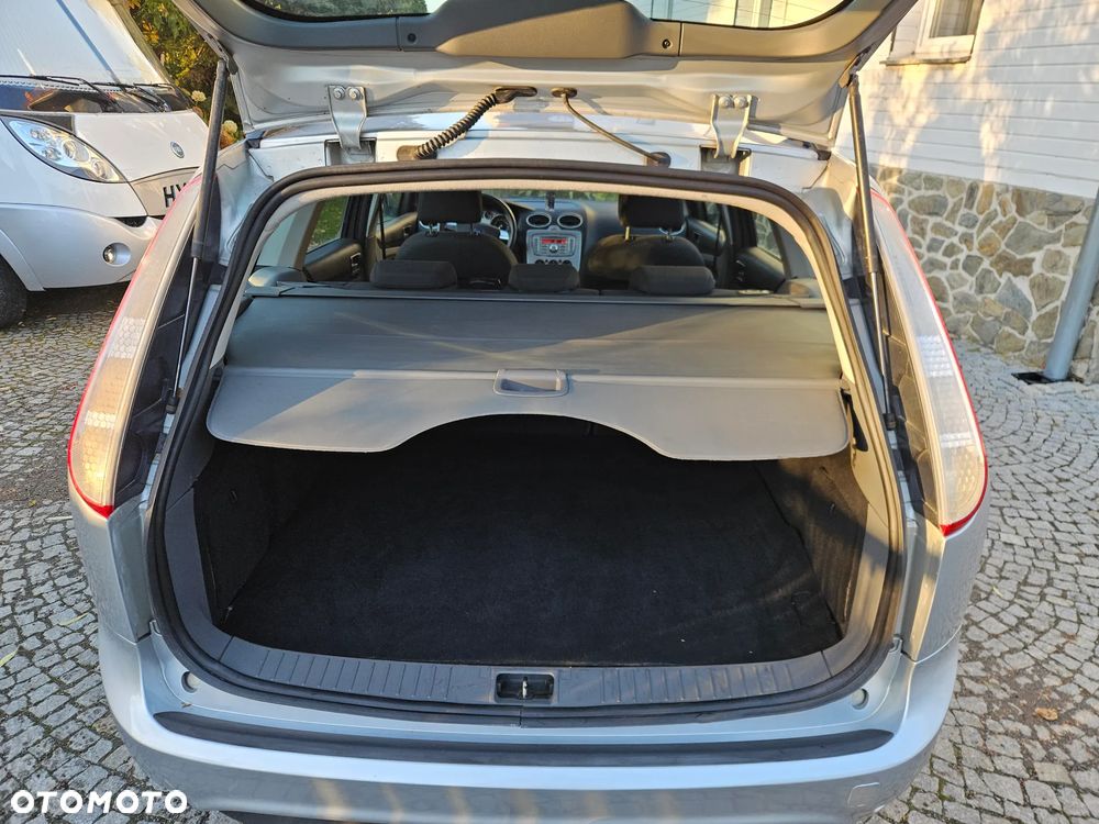 Ford Focus SW 1.6 TDCi Silver X - 11