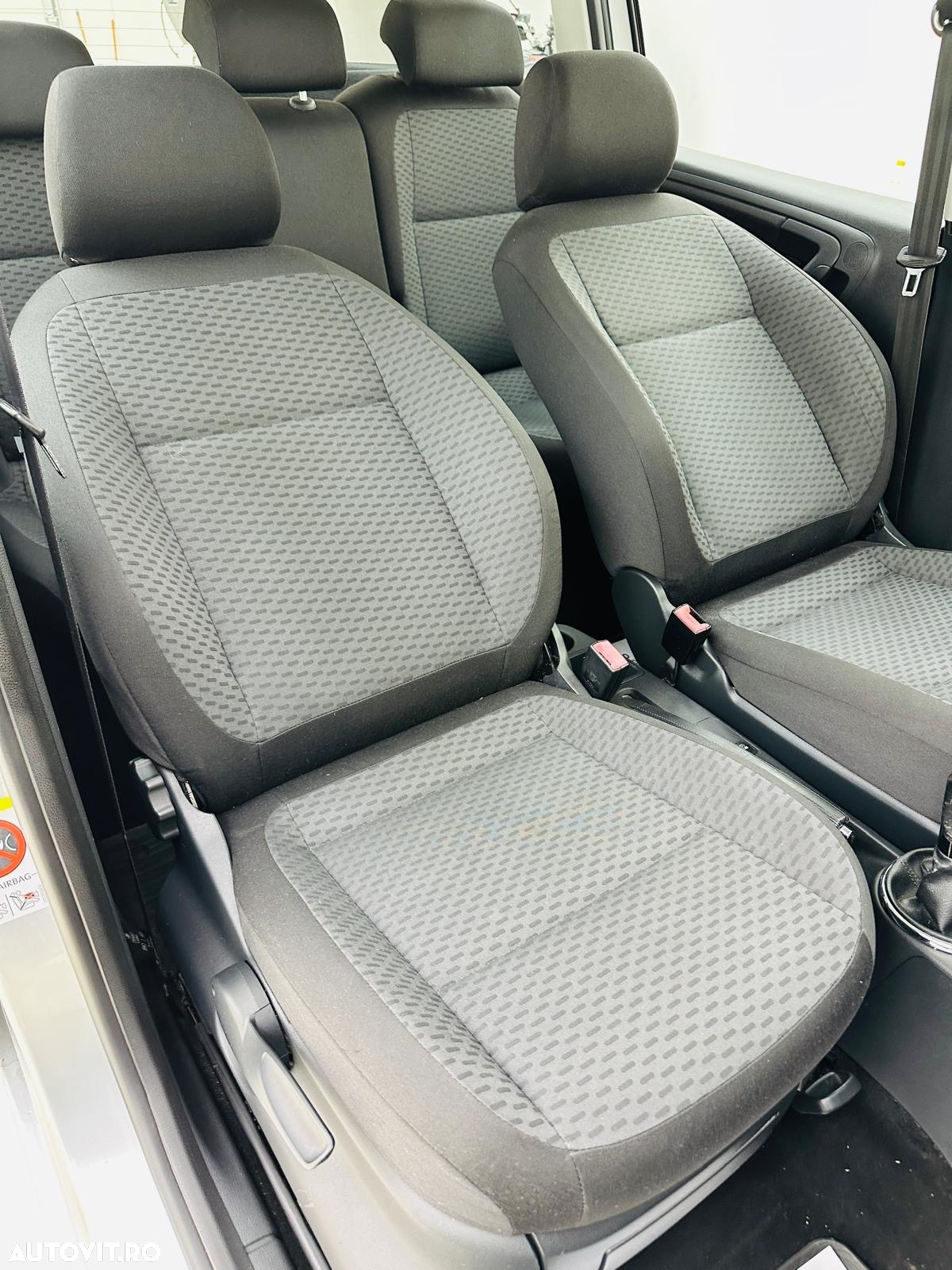 Skoda Roomster - 27