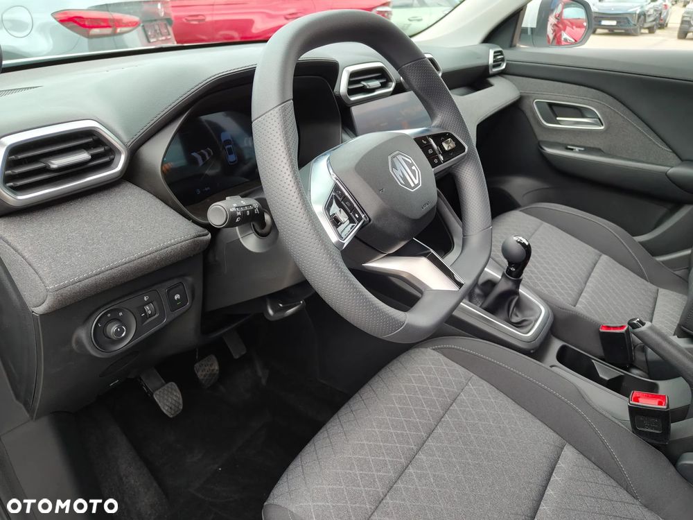 MG ZS 1.5 Standard - 15
