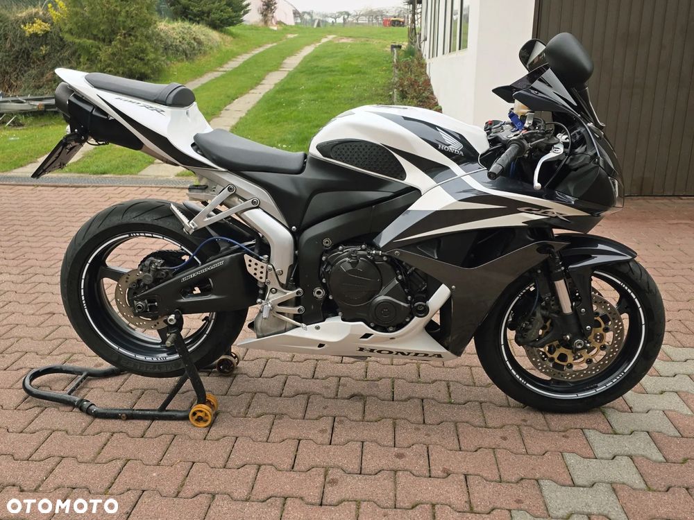 Honda CBR - 4