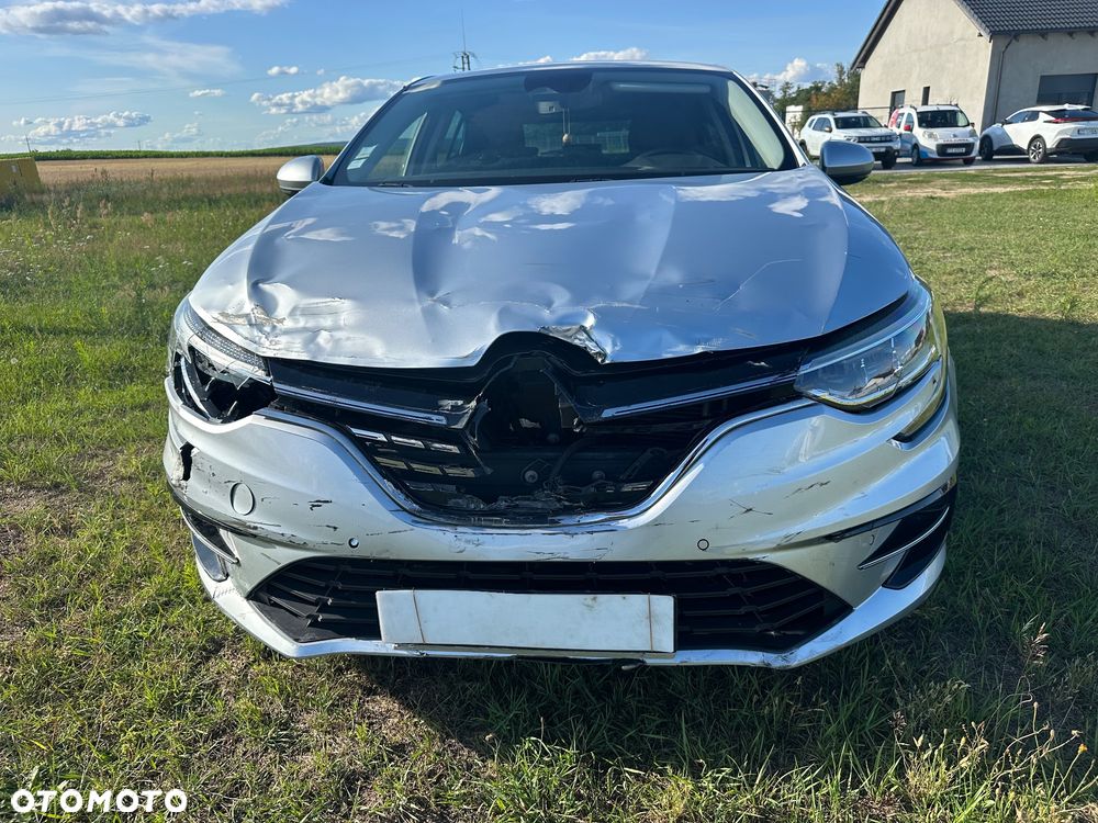 Renault Megane 1.5 Blue dCi Intens - 9