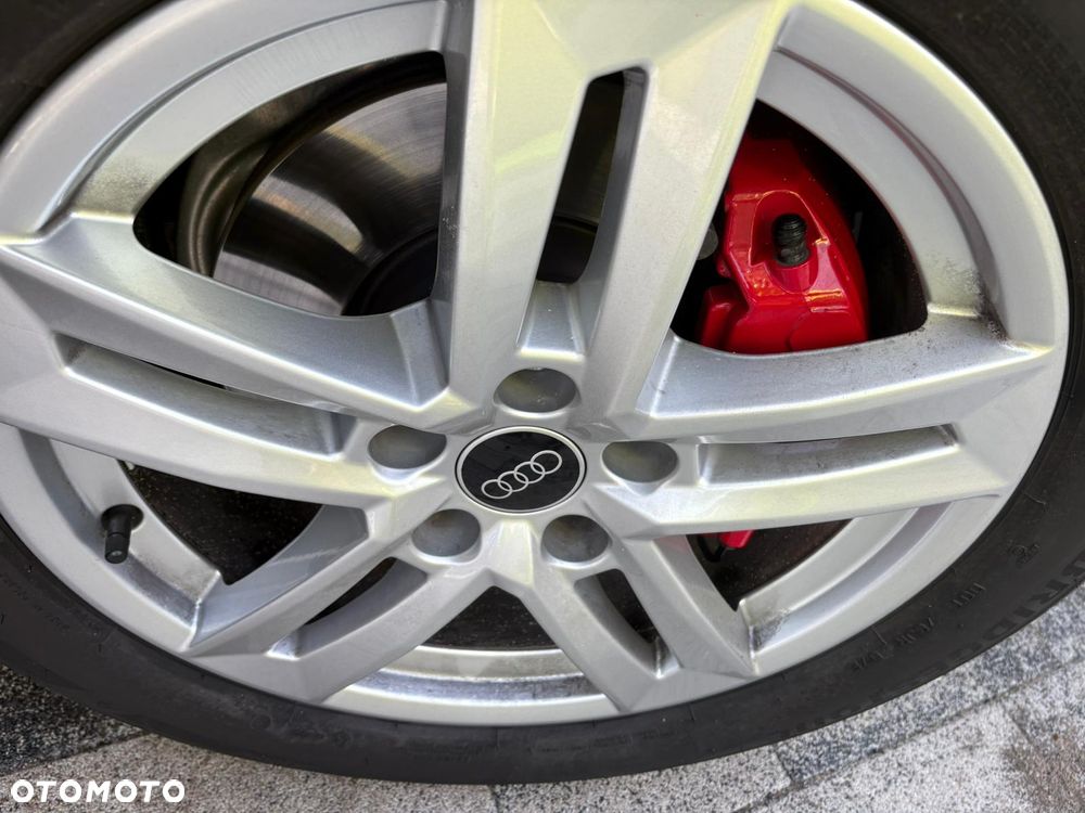 Audi A4 Avant 40 TFSI S tronic S line - 21