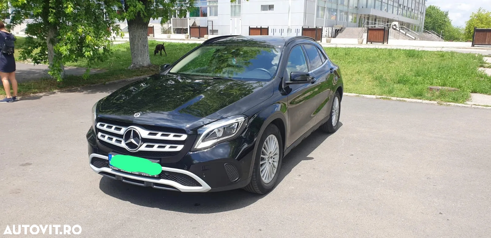 Mercedes-Benz GLA - 5