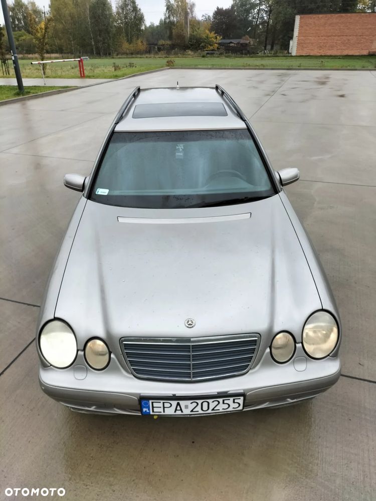 Mercedes-Benz Klasa E - 1