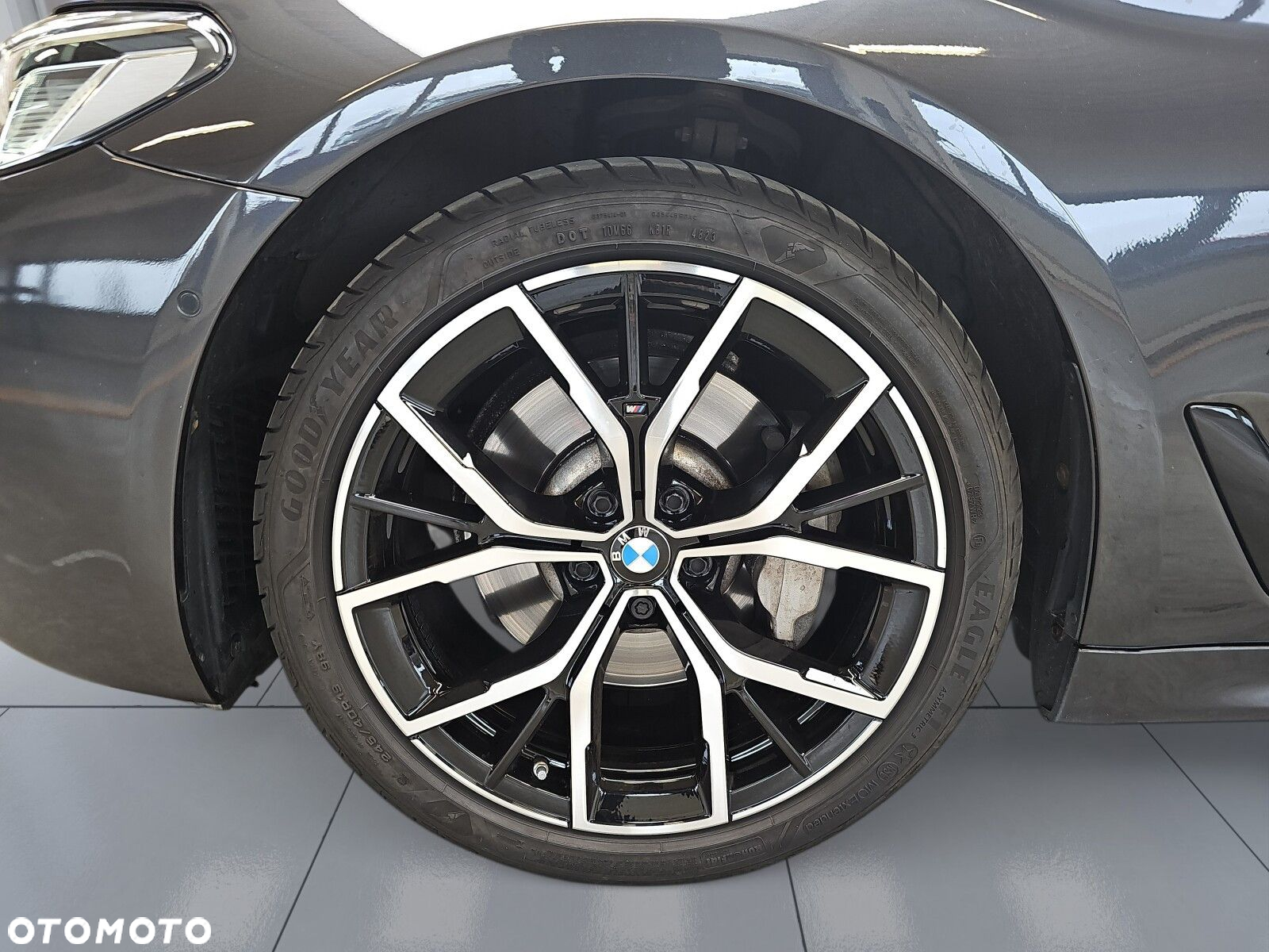 BMW Seria 5 - 16