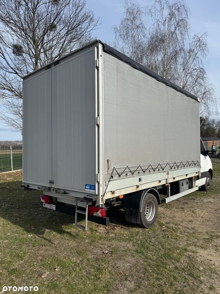 Mercedes-Benz Sprinter - 3