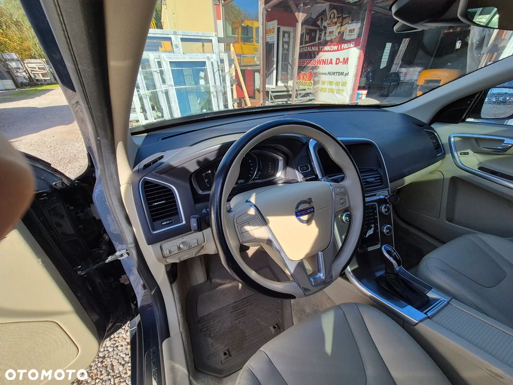 Volvo XC 60 - 23