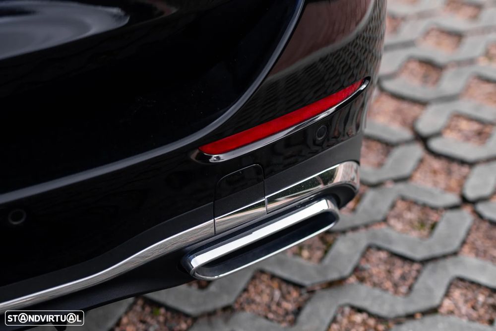 Mercedes-Benz C 300 e AMG Line - 13