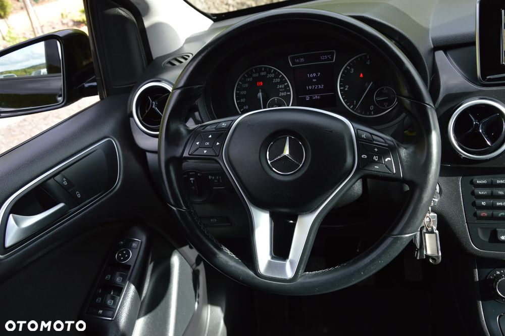 Mercedes-Benz Klasa B 180 CDI (BlueEFFICIENCY) - 26