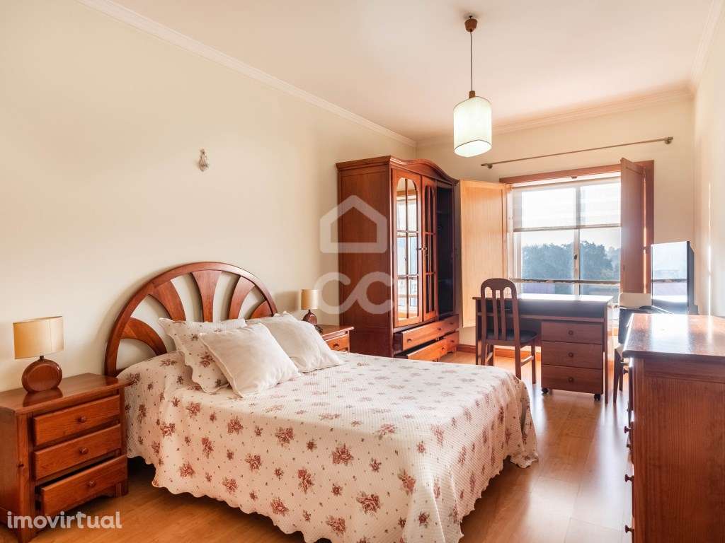 Apartamento T2 com Lugar de garagem para 2 viaturas - Grande imagem: 3/19