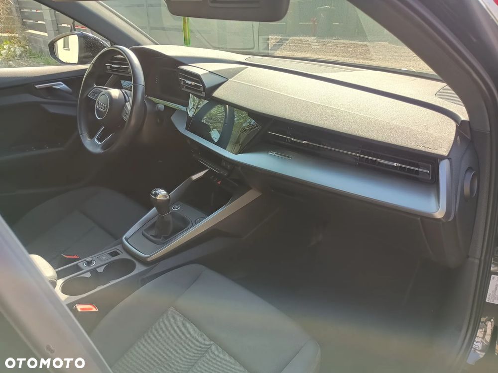 Audi A3 Limousine 30 TDI - 12