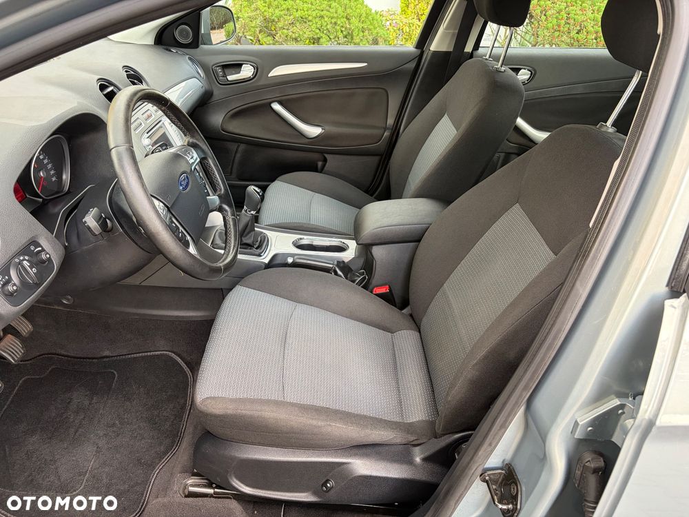 Ford Mondeo 2.0 Trend X100 / X - 20