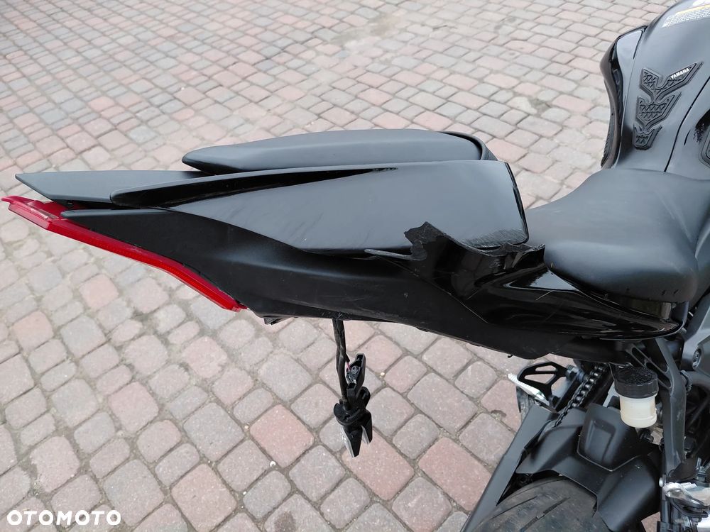 Yamaha R7 - 15