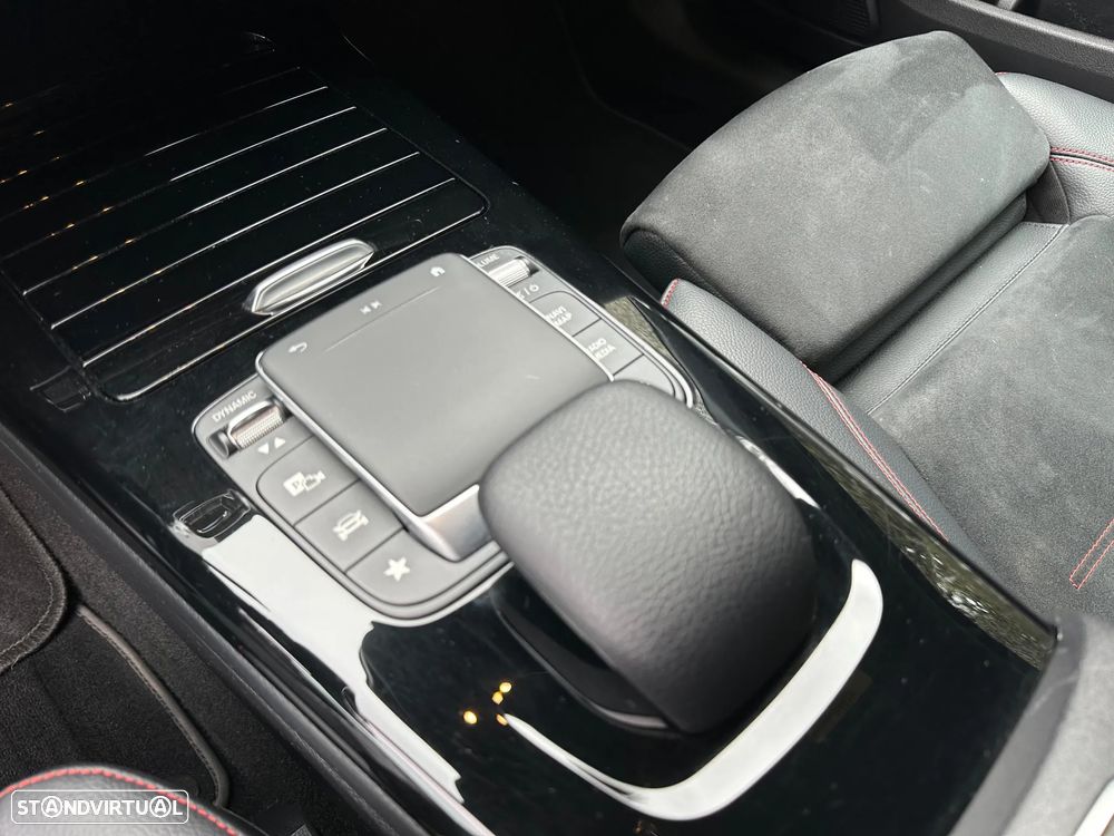Mercedes-Benz A 250 Limousine - 17