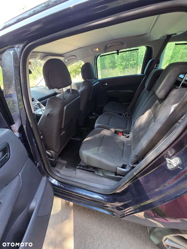Peugeot 5008 2.0 HDi Allure 7os - 11