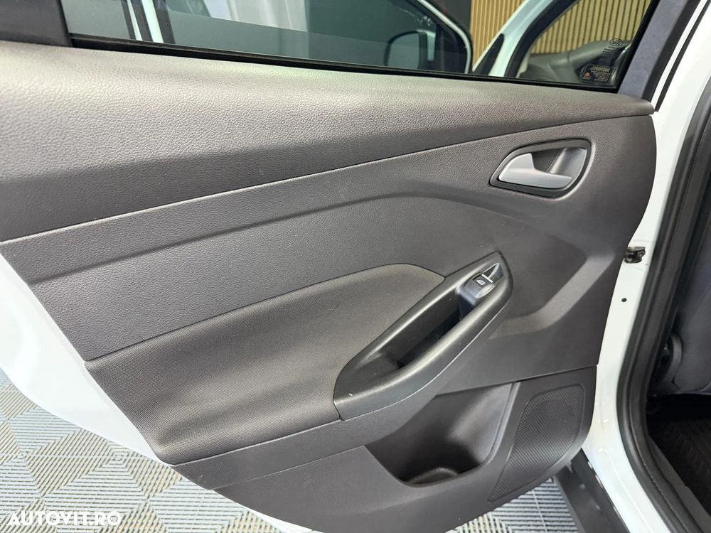 Ford Focus 1.5 EcoBlue Active - 17