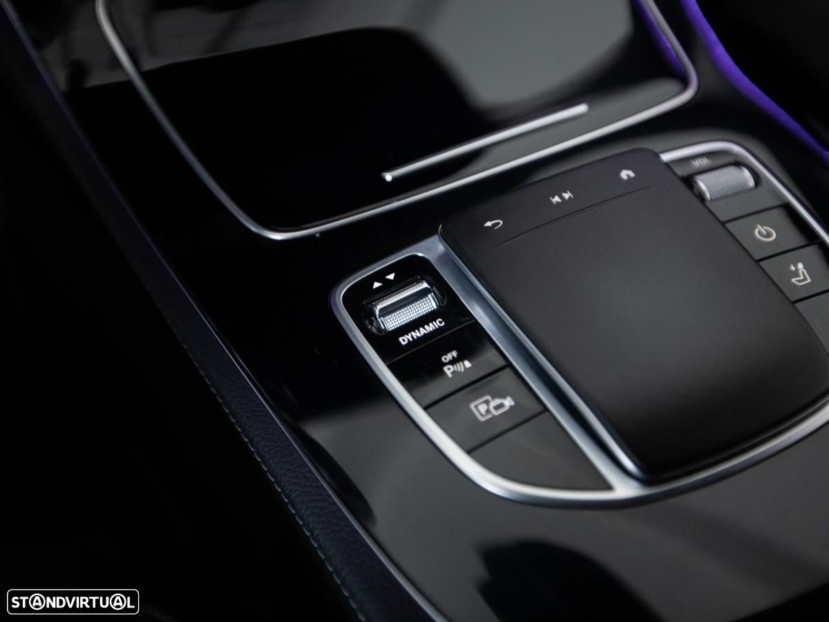 Mercedes-Benz E 300 de AMG Line - 24