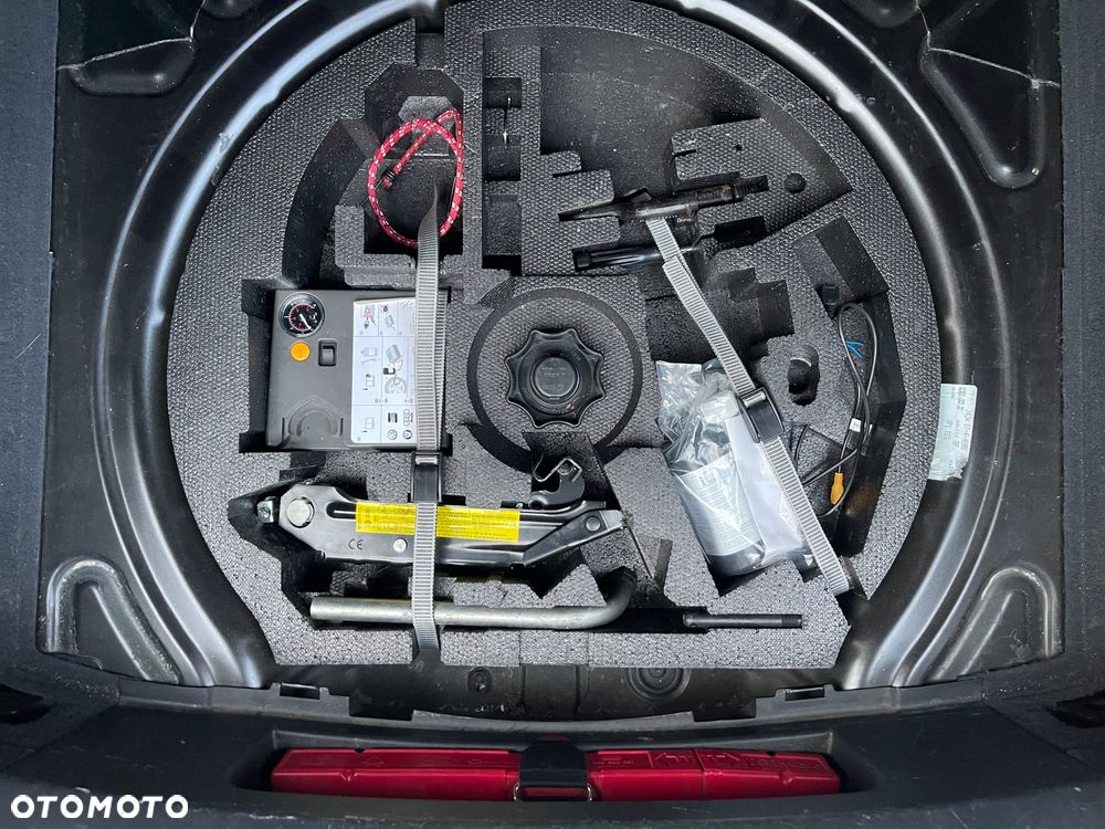 Audi A3 3-drzwiowe 1.6 TDI Ambiente - 35