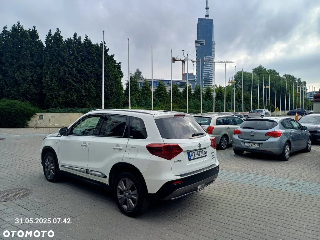 Suzuki Vitara 1.4 Boosterjet Hybrid Comfort+ - 3