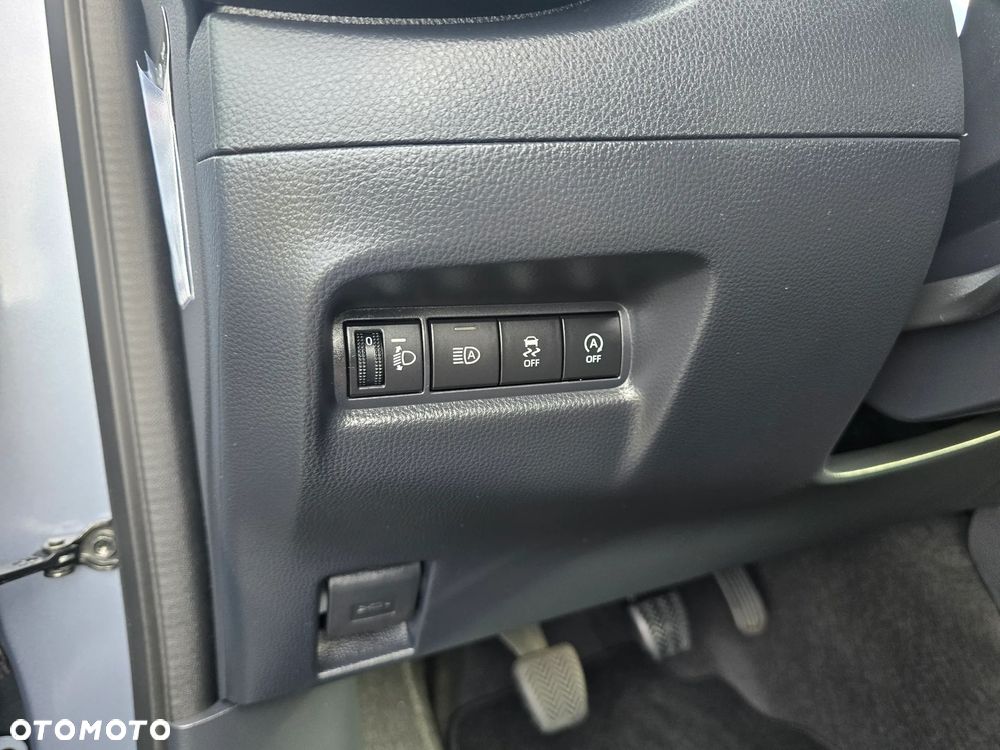 Toyota Aygo X Teamplayer - 16