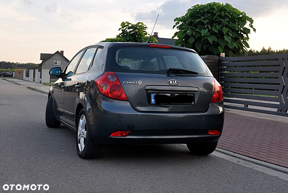 Kia Ceed 1.4 CVVT LX - 2