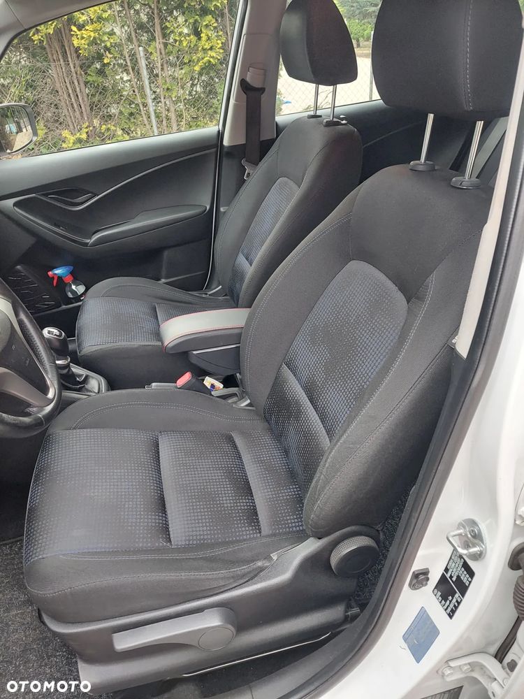 Hyundai ix20 1.4 Blue Classic - 5
