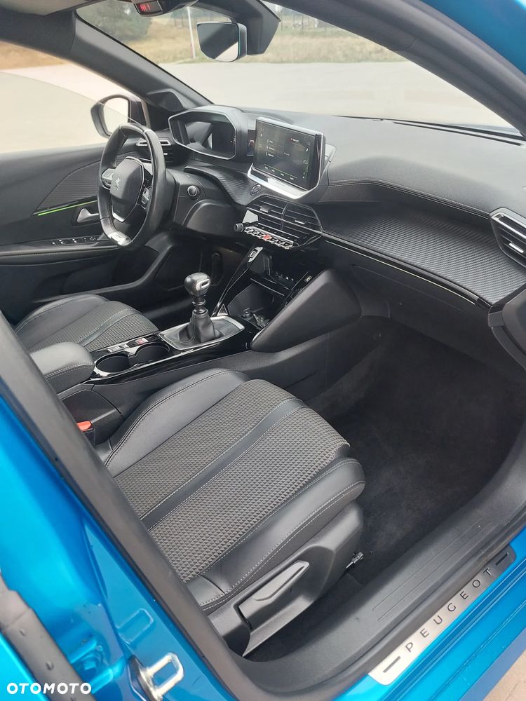 Peugeot 208 1.2 PureTech GT Pack S&S - 25