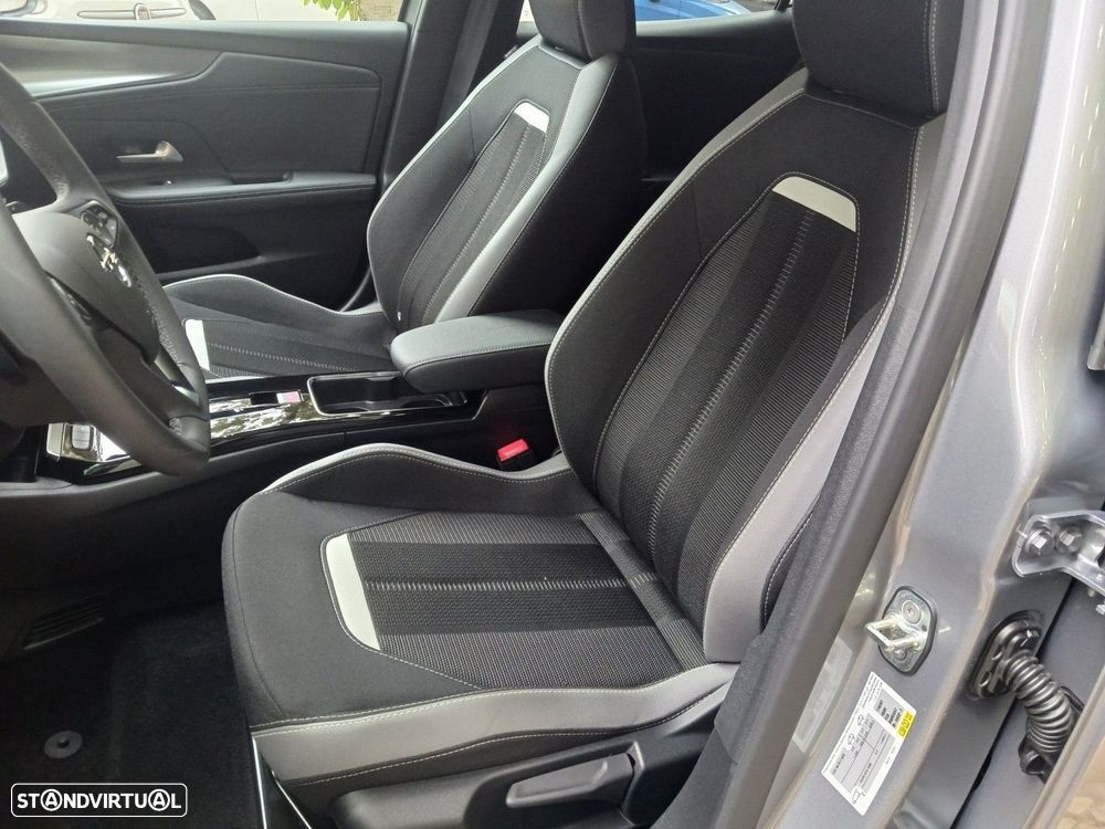 Opel Mokka 1.2 Hybrid GS eDCT - 31