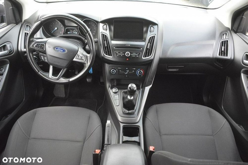 Ford Focus 1.0 EcoBoost Trend Edition Business - 12