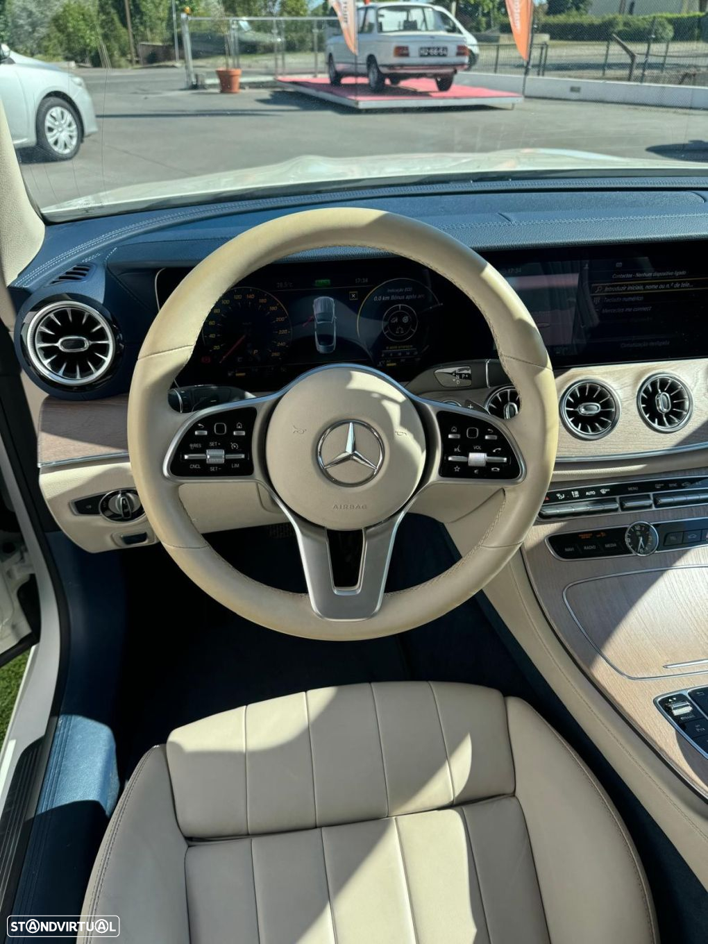 Mercedes-Benz E 200 Aut. - 3