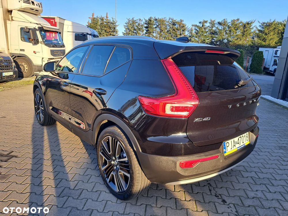 Volvo XC 40 T5 AWD Momentum - 8