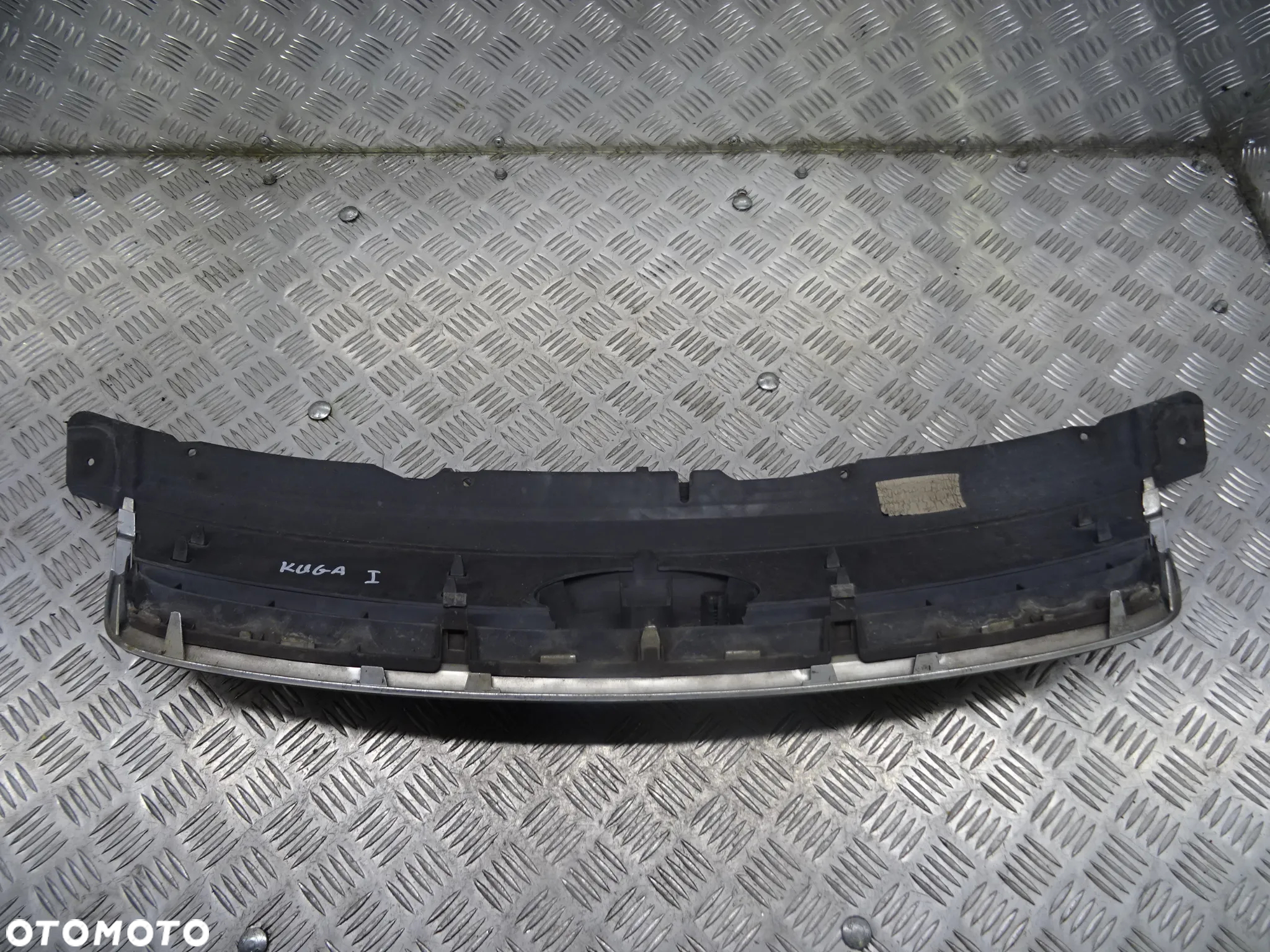FORD KUGA MK1 08-13 2.0 TDCI 140KM GRILL ATRAPA 8V418200AC - 5