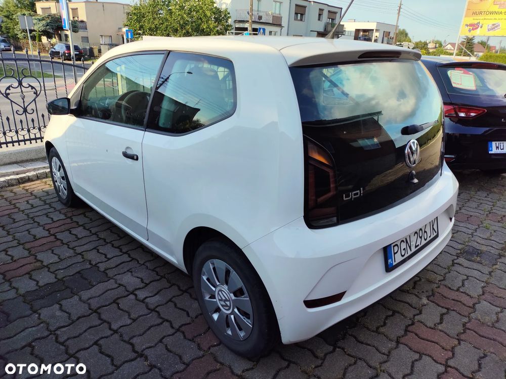 Volkswagen up! 1.0 Beats - 2