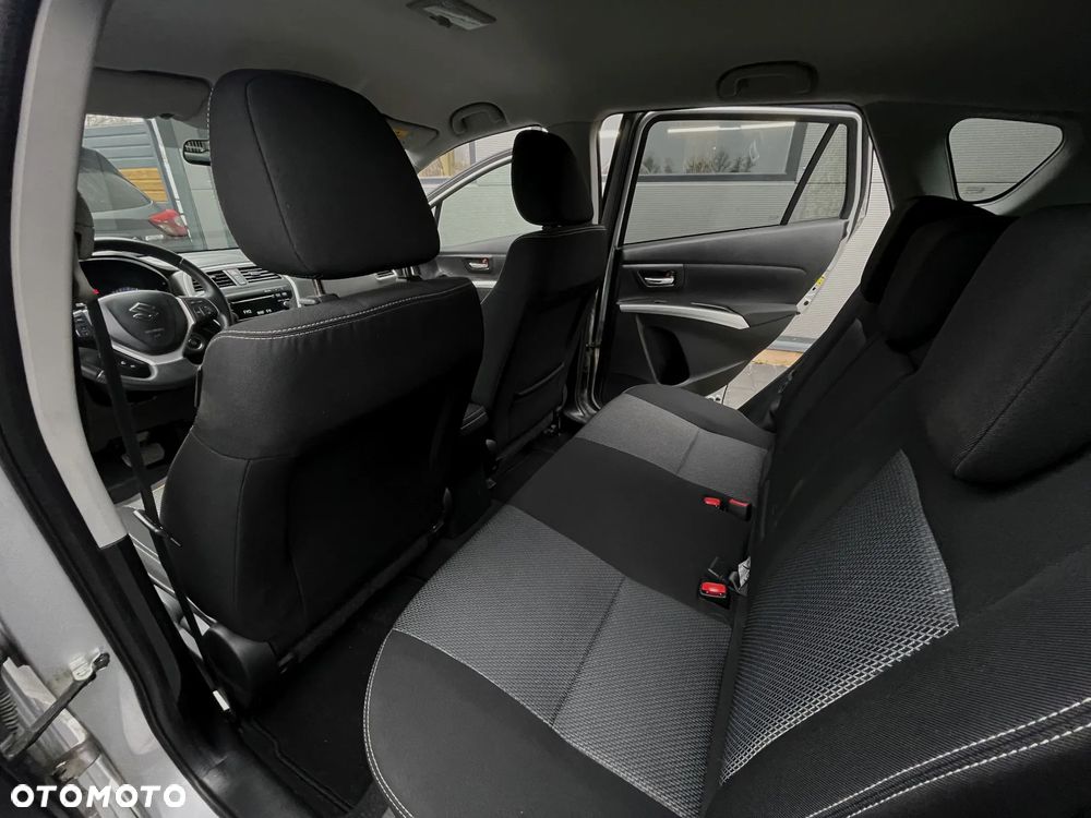 Suzuki SX4 S-Cross 1.6 VVT CVT 4x2 Comfort+ - 21