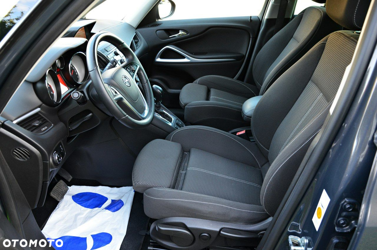 Opel Zafira Tourer 2.0 CDTI Automatik Business Edition - 30