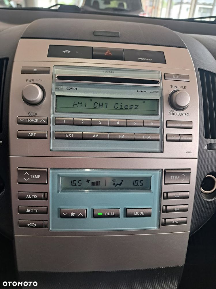 Toyota Corolla Verso 1.6 Premium - 13