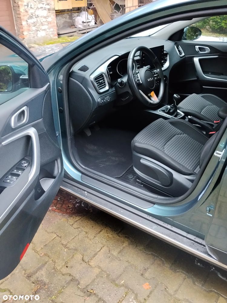 Kia XCeed 1.5 T-GDI M - 2