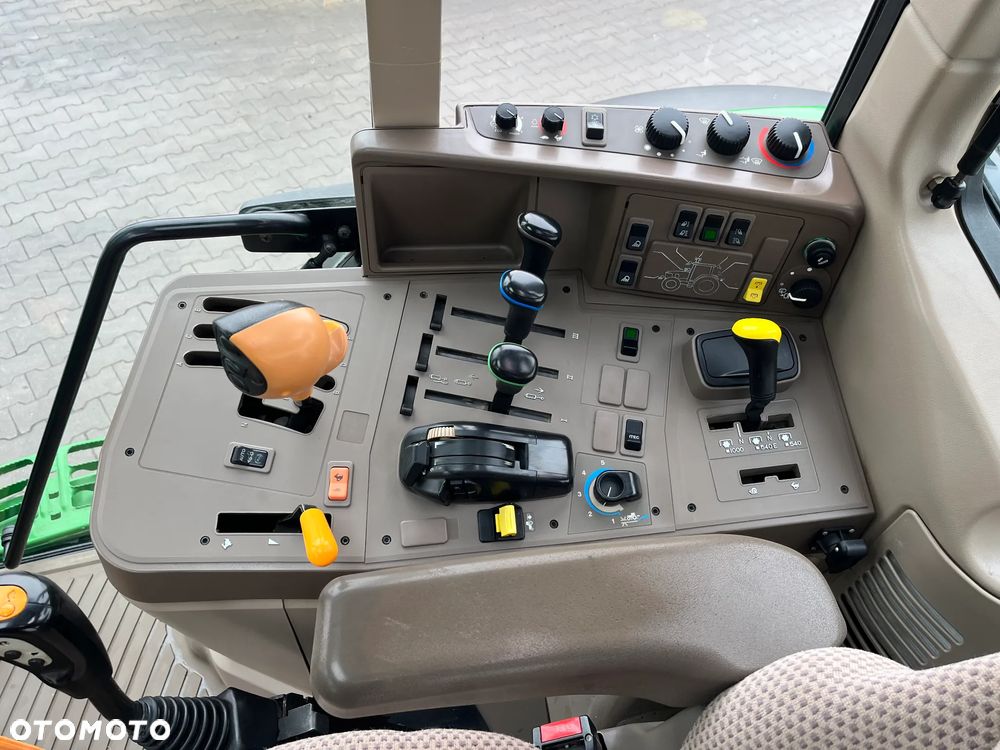 John Deere 6150 M - 16