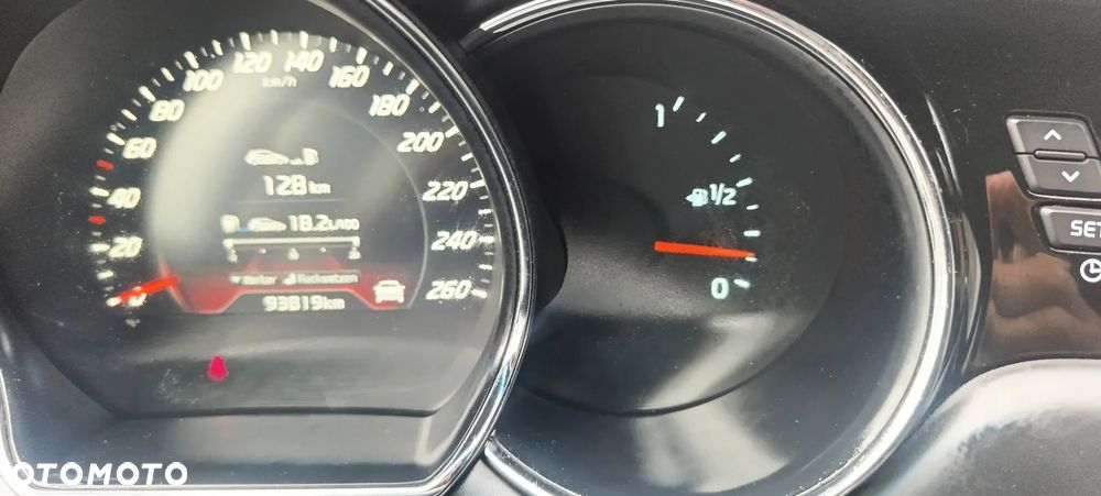 Kia Ceed 1.6 T-GDI GT L - 28