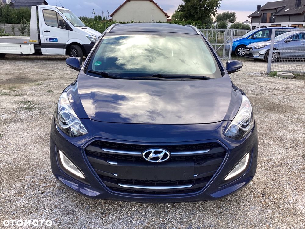 Hyundai i30 1.6 CRDi BlueDrive Go - 8