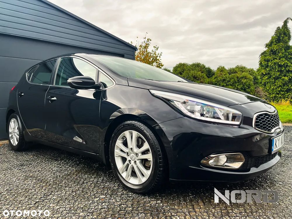 Kia Ceed Cee'd 1.6 CRDi M - 4